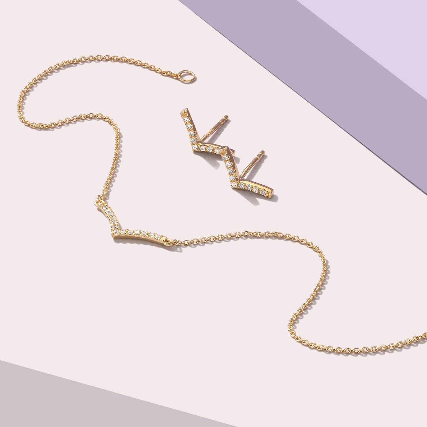 Ascending Chevron Necklace_Product Angle_Creative Image