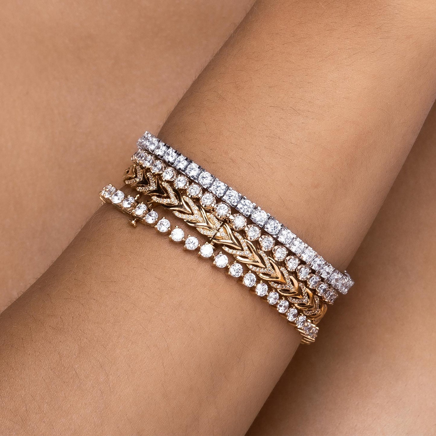 Round Diamond Tennis Bracelet Medium