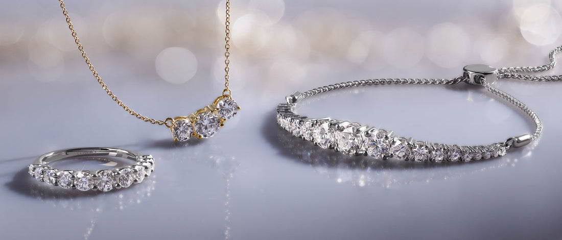 A Sparkling Thanksgiving: Gifts That Celebrate Every Bond