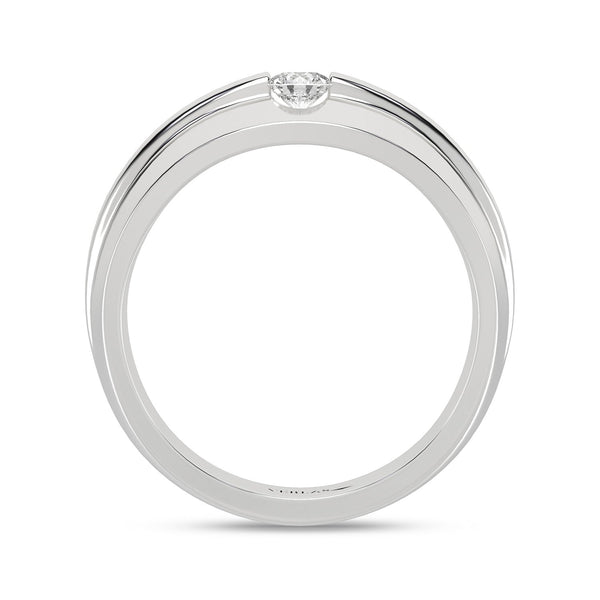 Essential 4-Pronged Round Ring_Product Angle_PCP Hover Image