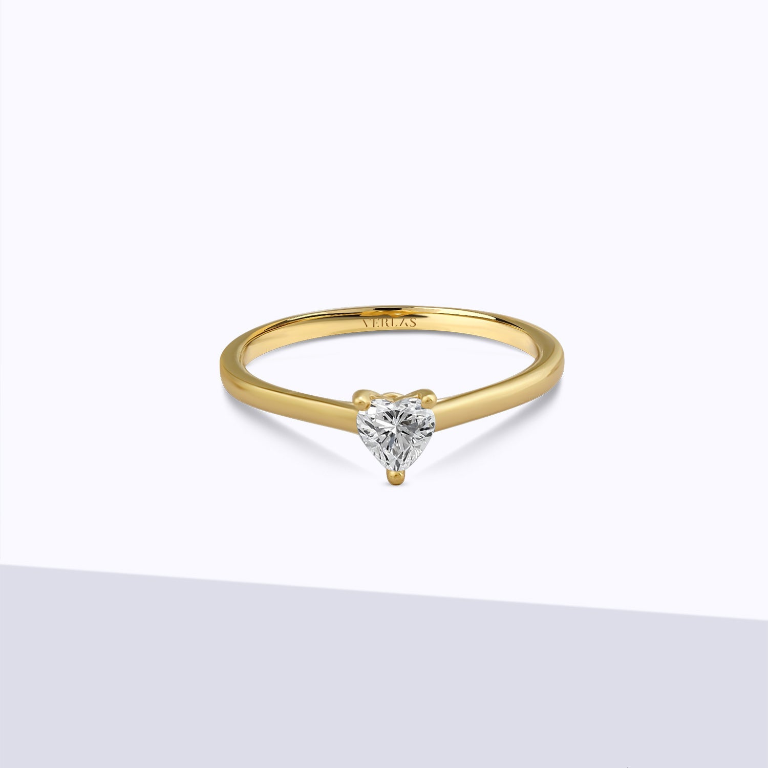 Iconic Heart Ring_Product Angle_Creative Image