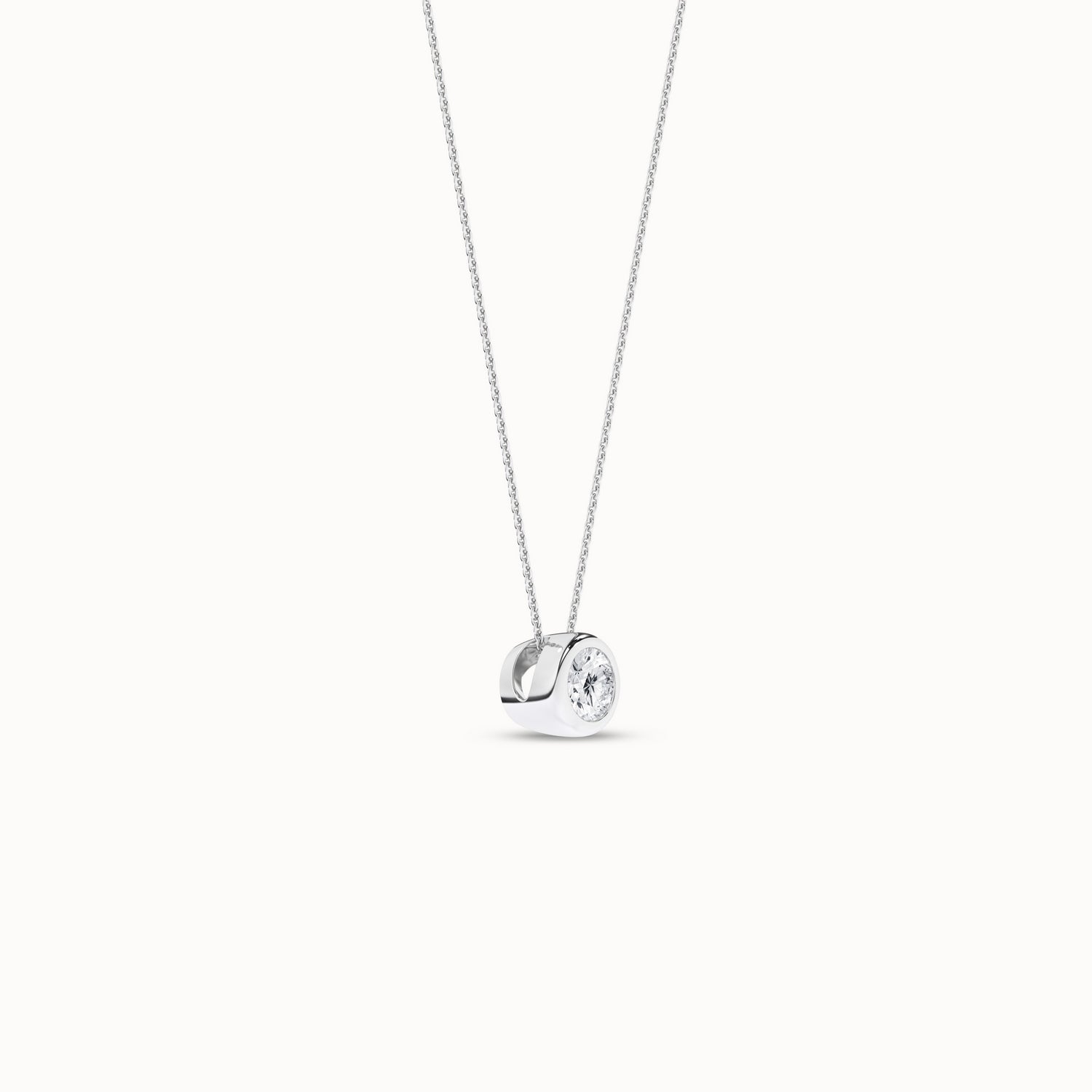 Encompassing Round Necklace_Product Angle_1/6Ct. - 2