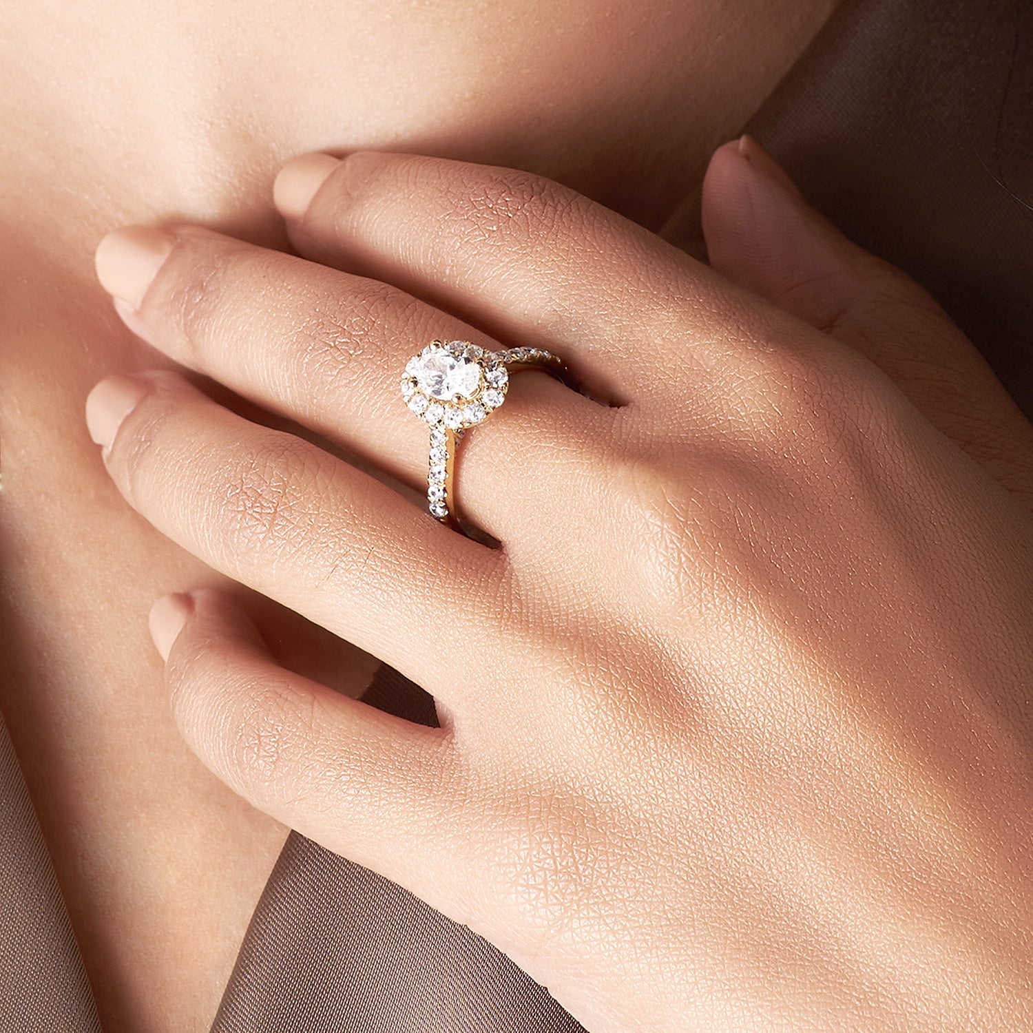 Signature Ellipse Halo Ring