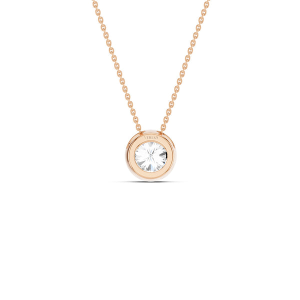 Encompassing Round Necklace