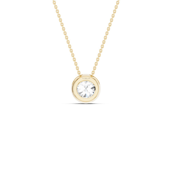 Encompassing Round Necklace