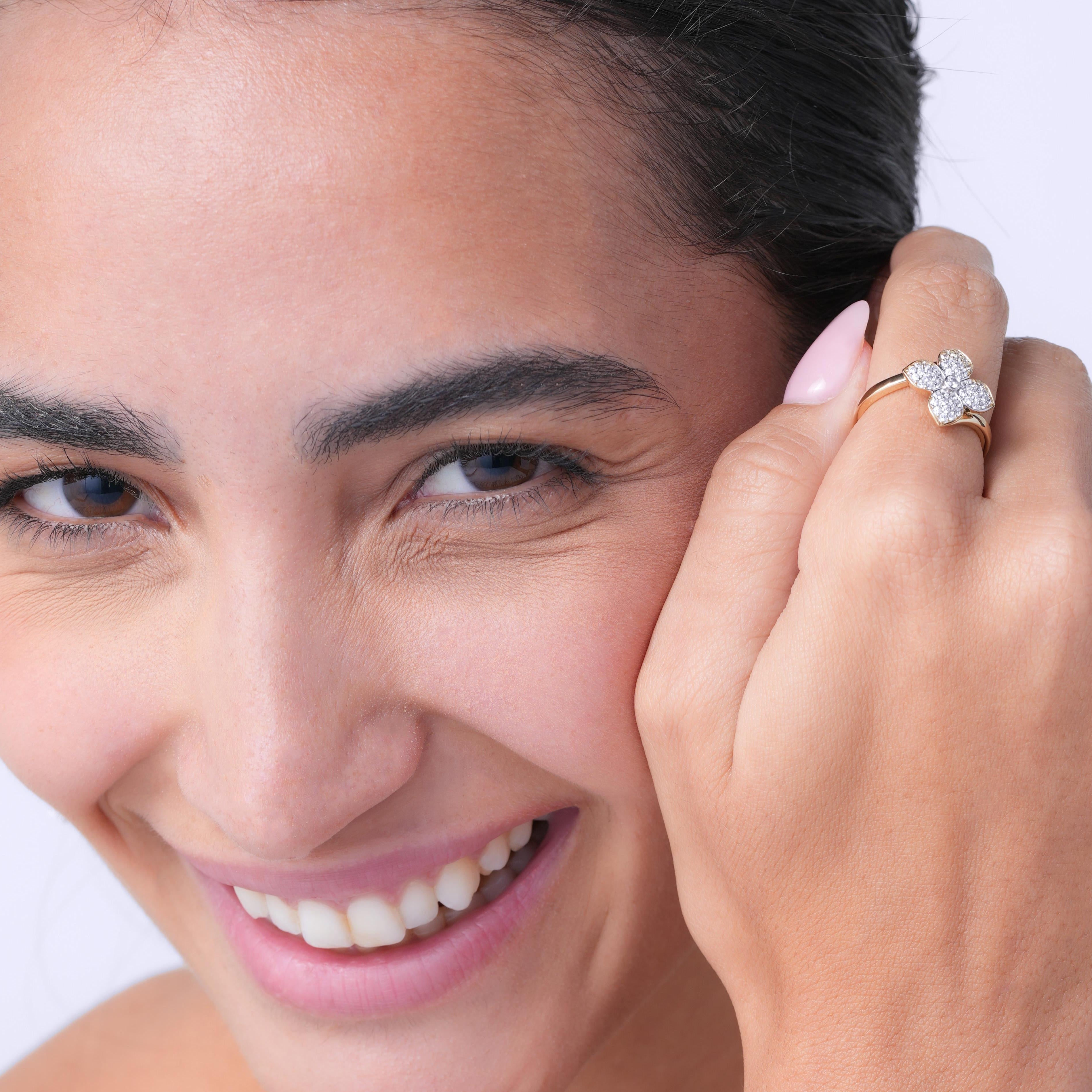 La Fleur Diamond Radiant Ring