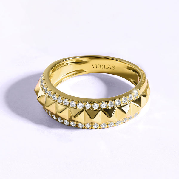 Pyramid Spiked Diamond Band