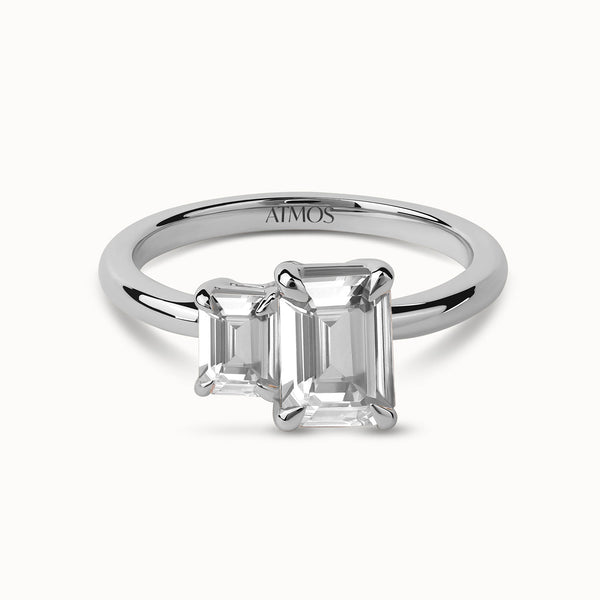 Asymmetrical Emerald Diamond Toi et Moi Ring