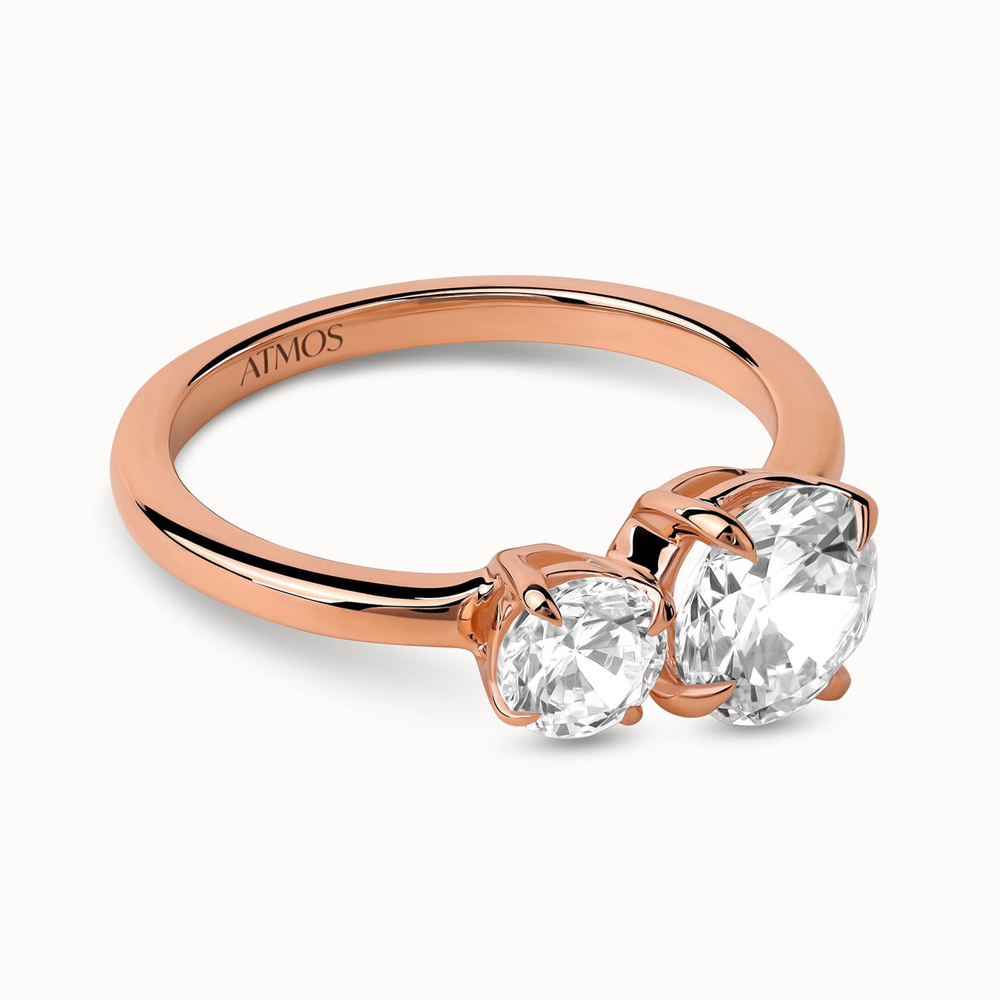 Asymmetrical Round Diamond Toi et Moi Ring