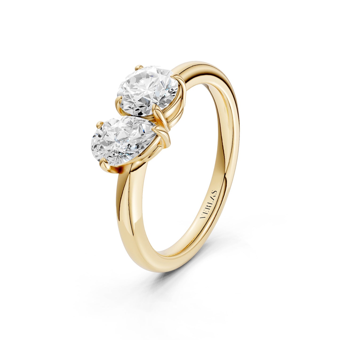 Pear-Round Diamond Toi et Moi Ring