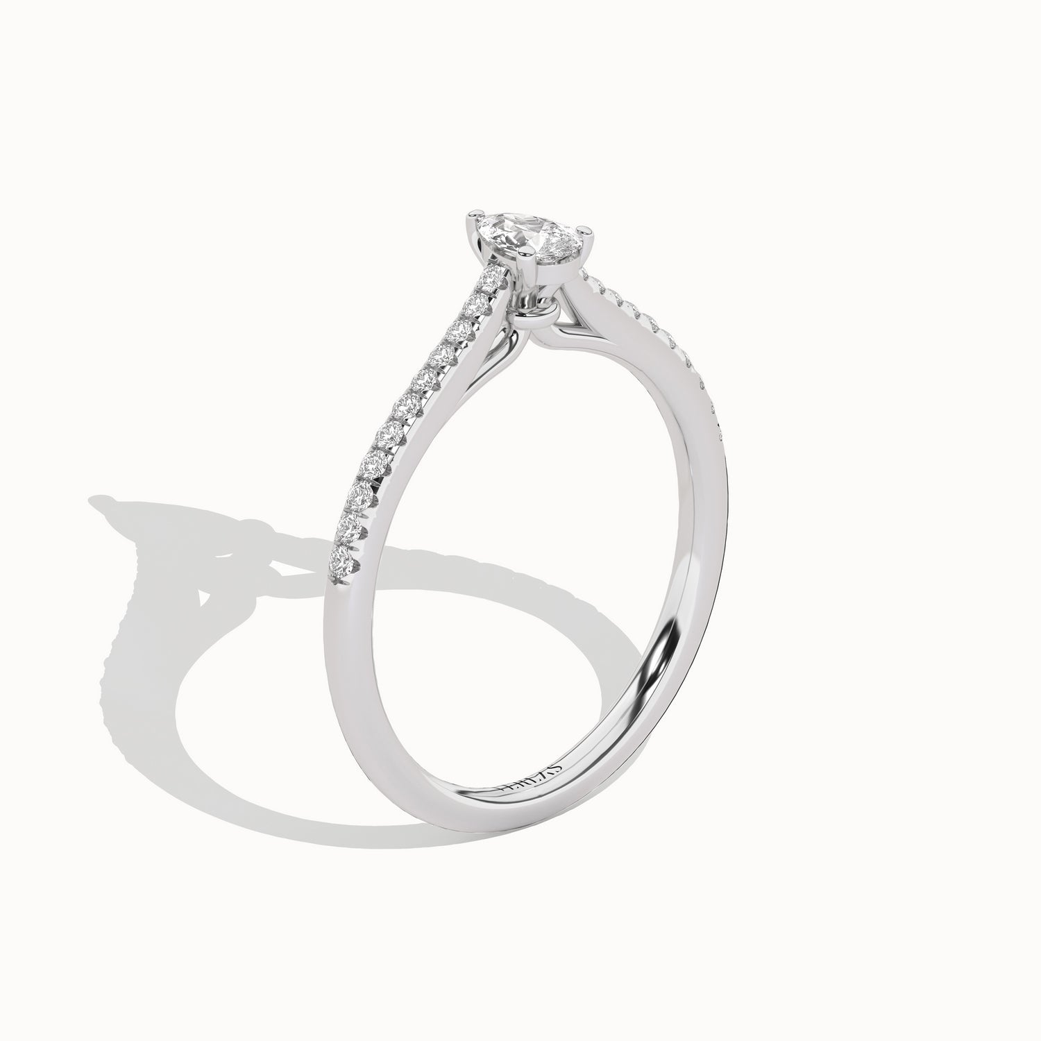 Signature Dewdrop Ring_Product Angle_1/4-2